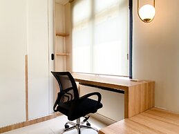 Simply Look Studio Room Pollux Chadstone Apartment