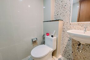 Big Studio Loft Apartment at The Reiz Condominium Medan By Travelio