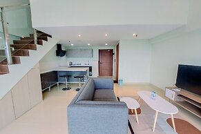 Big Studio Loft Apartment at The Reiz Condominium Medan By Travelio