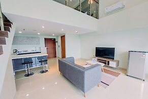 Big Studio Loft Apartment at The Reiz Condominium Medan By Travelio