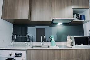 Wonderful And Homey 1Br The Smith Alam Sutera Apartment