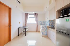 Minimalist 1Br With Extra Room At Evenciio Margonda Apartment