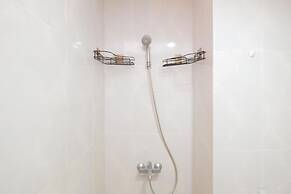 Minimalist 1Br With Extra Room At Evenciio Margonda Apartment