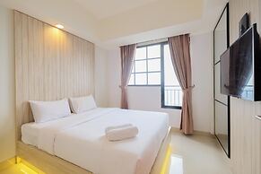 Minimalist 1Br With Extra Room At Evenciio Margonda Apartment