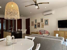 Wynwood Eslava in Cartagena