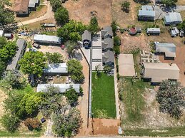 Cozi Combo BBQ Movie Lounge