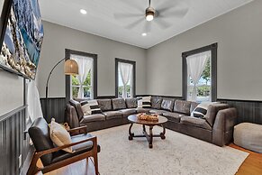 Historic Gem Near Schlitterbahn