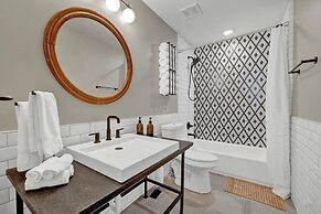 Walk to Schlitterbahn With Firepit