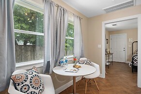 Bell Haus With Hot Tub