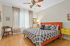 Sunshine Haus With Pool and Hot Tub