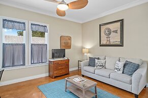 Aermotor Loft Downtown With Hot Tub