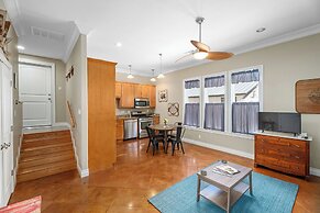 Aermotor Loft Downtown With Hot Tub