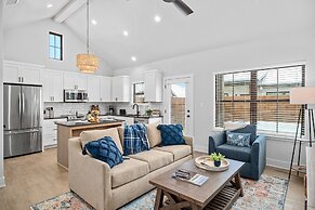 Eagles Nest-hottub-5 min to Downtown