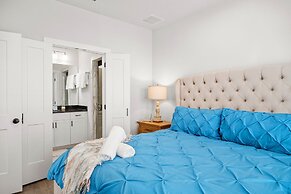 Eagles Nest-hottub-5 min to Downtown