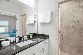 Eagles Nest-hottub-5 min to Downtown