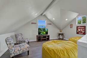 Yellow Door Casita-10 Min to Main St!