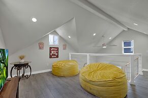 Yellow Door Casita-10 Min to Main St!