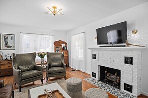 The Rock Haus With Hot Tub