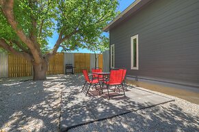 Red Door Movie Lounge Casita