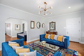 Holiday 505 Hot Tub Walk to Main