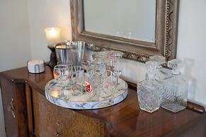 Holiday 505 Hot Tub Walk to Main