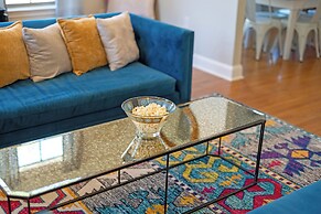 Holiday 505 Hot Tub Walk to Main