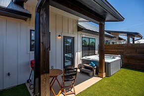 Fred's Joint With Hot Tub