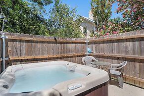 Flower Haus-hot Tub 6 Blks to Main