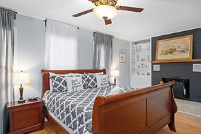 Heart Haus-hot Tub-5 Bks to Main