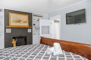 Heart Haus-hot Tub-5 Bks to Main