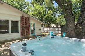 Heart Haus-hot Tub-5 Bks to Main