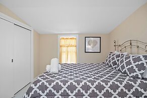 Heart Haus-hot Tub-5 Bks to Main