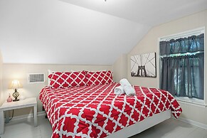 Heart Haus-hot Tub-5 Bks to Main