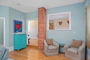 Heart Haus-hot Tub-5 Bks to Main