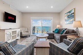 539 Bay St. Lake View Condo Unit 202W