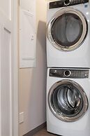 539 Bay St. Lake View Condo Unit 203E