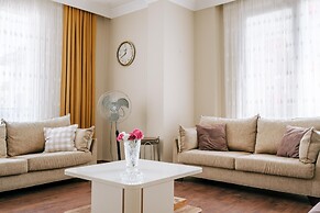 Lovely Flat w Balcony 10 min to Moda Coast