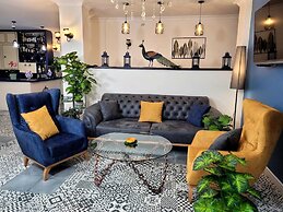 River Boutique Hotel