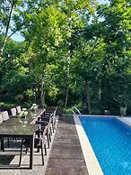 River Boutique Hotel