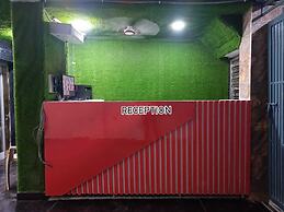 Hotel Twamev Couple Friendly Laxmi Nagar