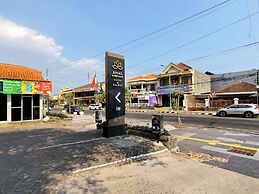 Royal Kencana powered by Cocotel