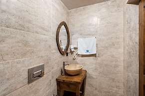 Castle Panorama House