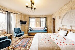 Castle Panorama House