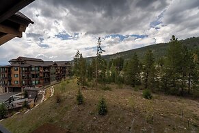 Clearwater Lofts #302, Building 3 By Summit County Mountain Retreats