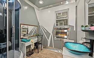 Stylish 4 Bedroom Home Near Philadelphia