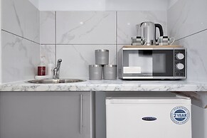 Captivating 1-bed Studio in Feltham