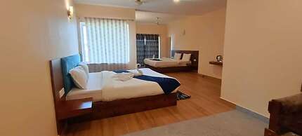 Hotel Sagar Tarang (Berries Group)