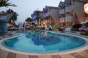 Hotel Sagar Tarang (Berries Group)