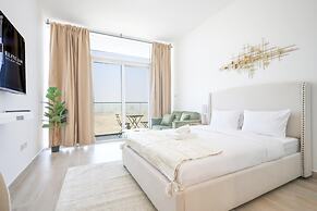 Elite LUX Holiday Homes - Sleek Modern Luxurious Studio in JVC Dubai