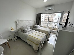 Studio In San Telmo La Cisterna Num2689